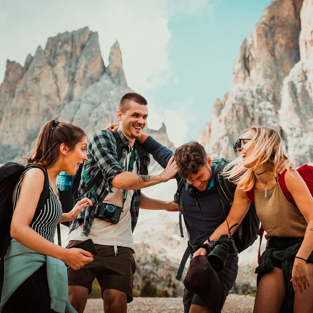 Viajar es la forma más increíble de conocer diferentes tipos de personas.