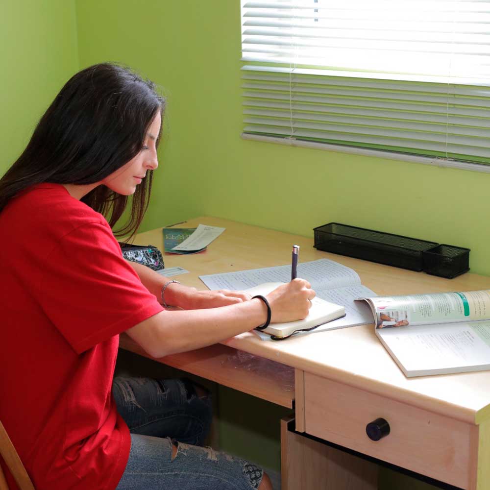 De acuerdo a las necesidades particulares del estudiante, en MexiCanadá realizamos un estudio de compatibilidad con tu futuro homestay.